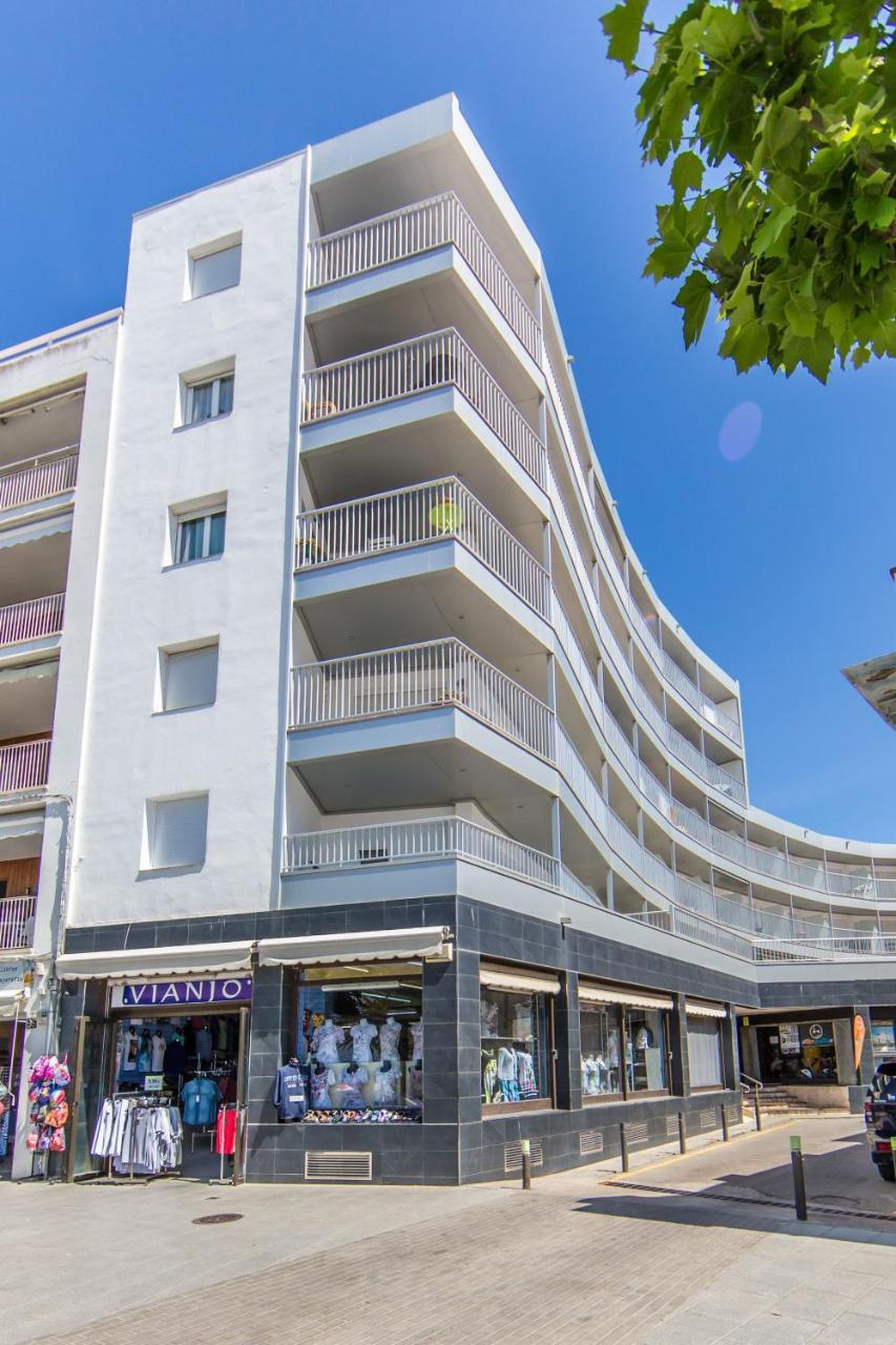 Palmeras 3.2 Roses Dış mekan fotoğraf