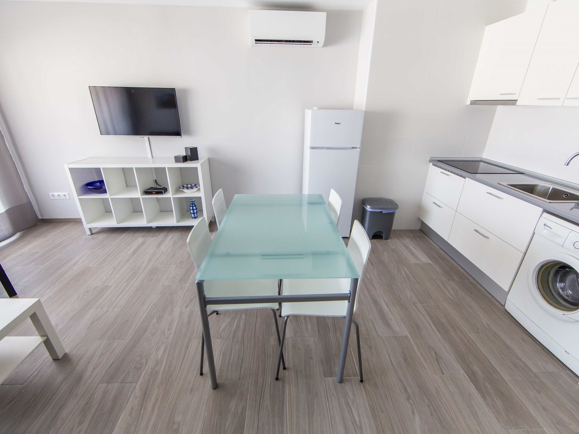 Palmeras 3.2 Roses Dış mekan fotoğraf